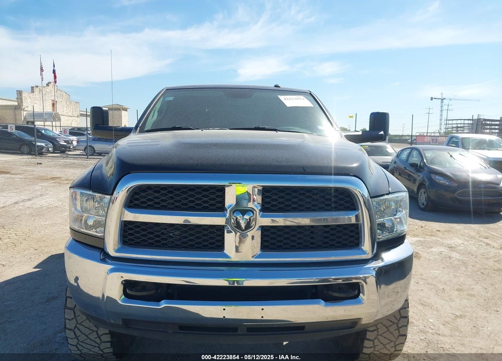 2018 RAM 2500 VIN: 3C6UR5CL3JG217007