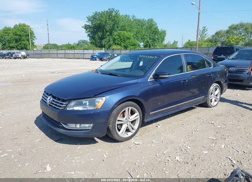 2013 VOLKSWAGEN PASSAT VIN: 1VWBN7A39DC022849