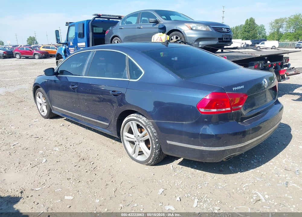 2013 VOLKSWAGEN PASSAT VIN: 1VWBN7A39DC022849