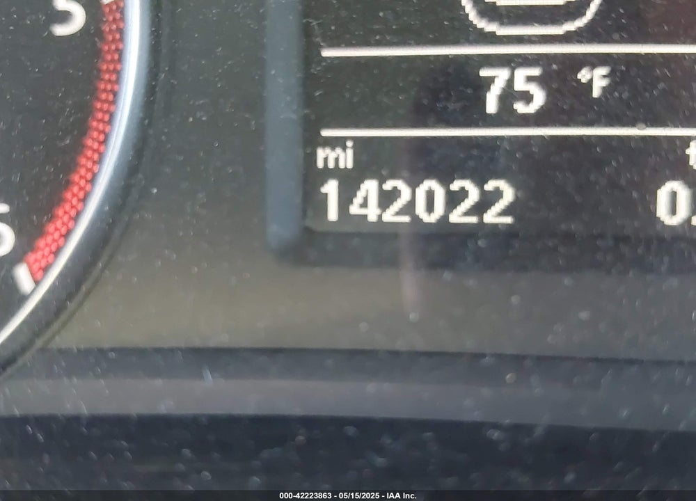 2013 VOLKSWAGEN PASSAT VIN: 1VWBN7A39DC022849