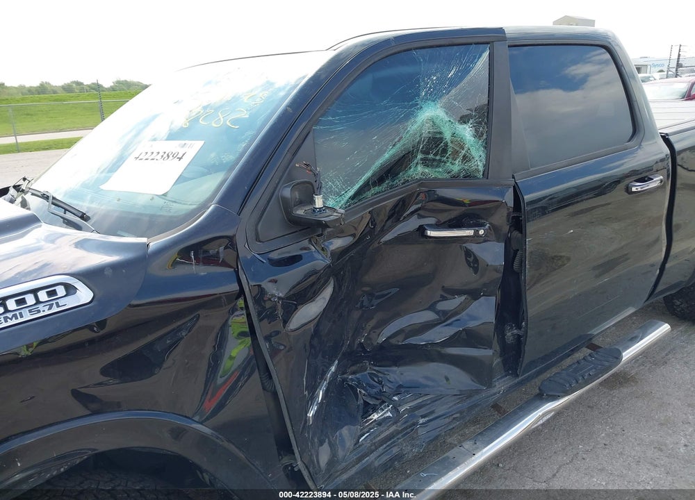 2019 RAM 1500 VIN: 1C6SRFRT1KN788282
