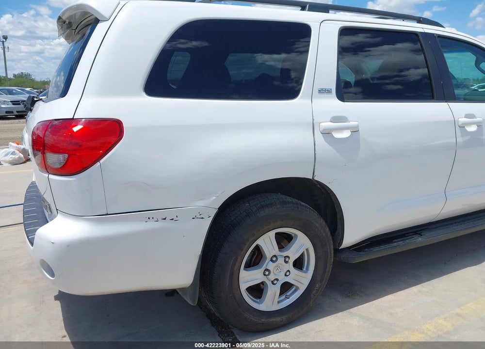2013 TOYOTA SEQUOIA SR5 5.7L V8 VIN: 5TDZY5G10DS045664
