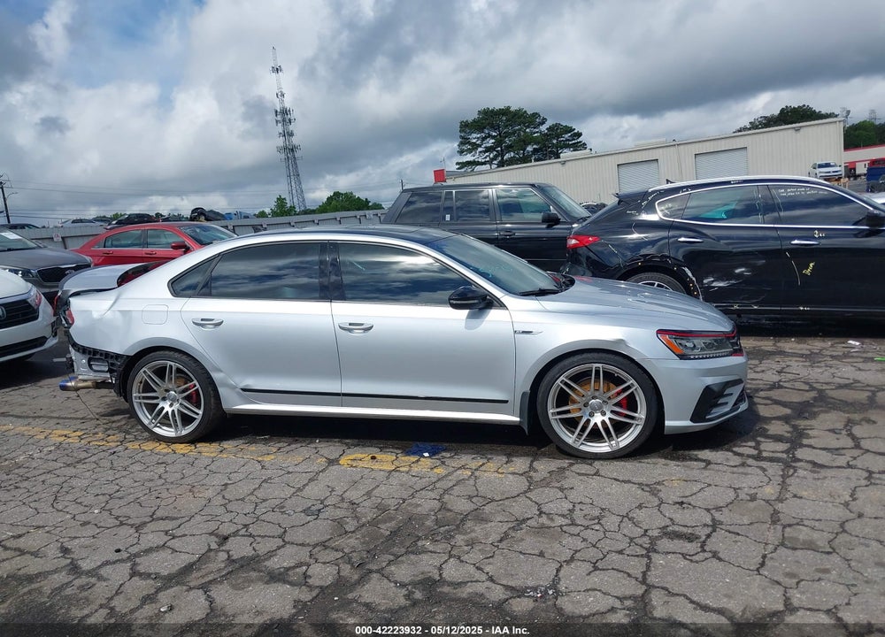 2018 VOLKSWAGEN PASSAT VIN: 1VWJM7A3XJC051142