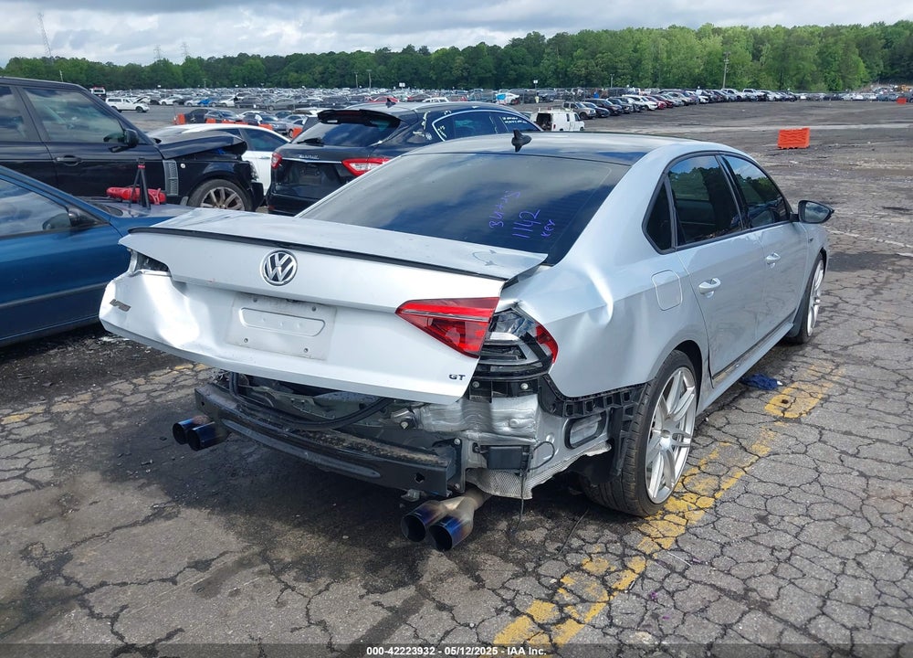 2018 VOLKSWAGEN PASSAT VIN: 1VWJM7A3XJC051142