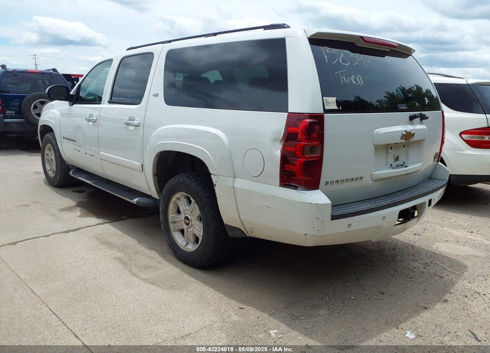 2008 CHEVROLET SUBURBAN 1500 LT VIN: 3GNFK16378G138399
