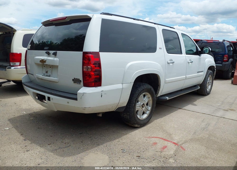 2008 CHEVROLET SUBURBAN 1500 LT VIN: 3GNFK16378G138399