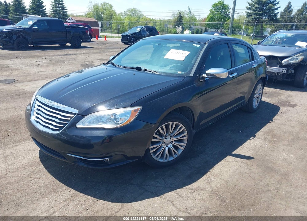 2012 CHRYSLER 200 VIN: 1C3CCBCB7CN306332
