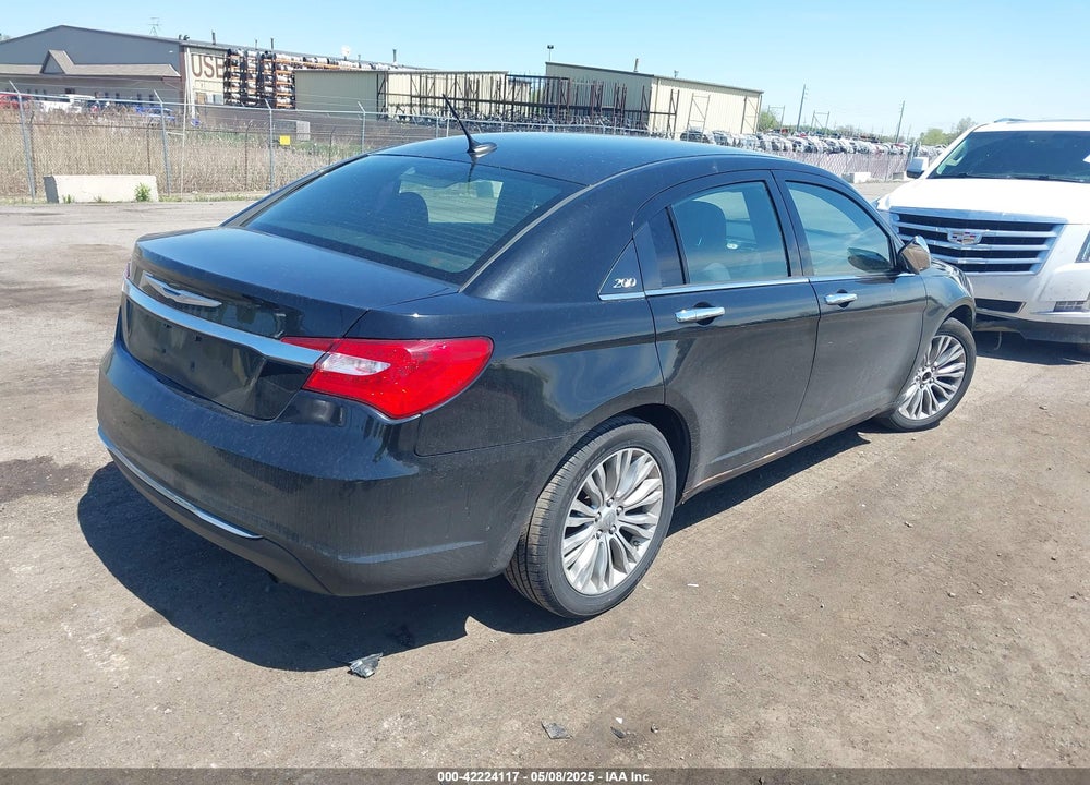 2012 CHRYSLER 200 VIN: 1C3CCBCB7CN306332