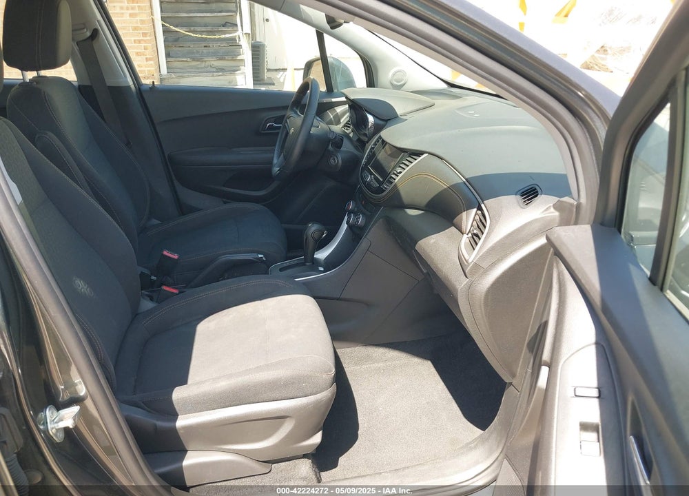 2020 CHEVROLET TRAX VIN: 3GNCJKSB0LL206339