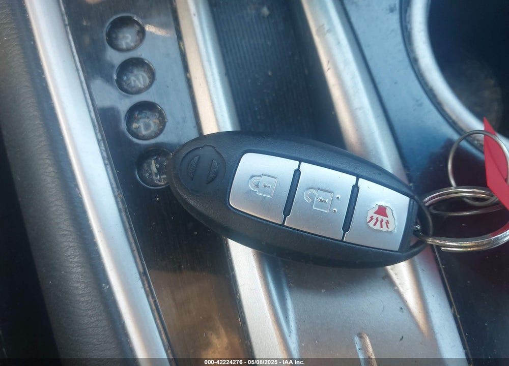 2014 NISSAN PATHFINDER VIN: 5N1AR2MN0EC724025