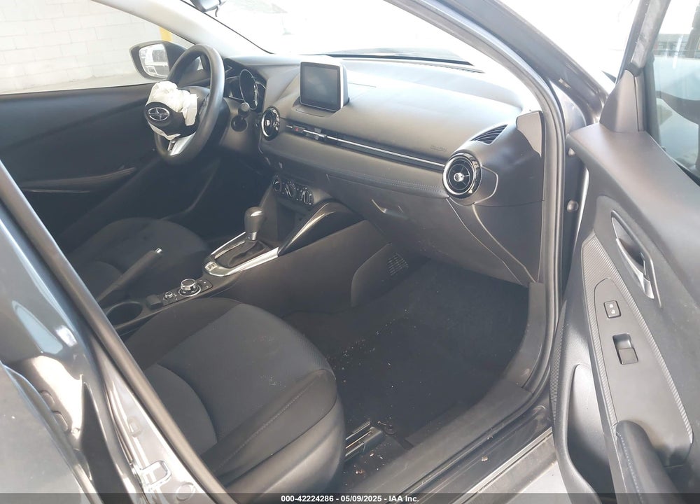 2016 TOYOTA SCION IA VIN: 3MYDLBZV4GY103085