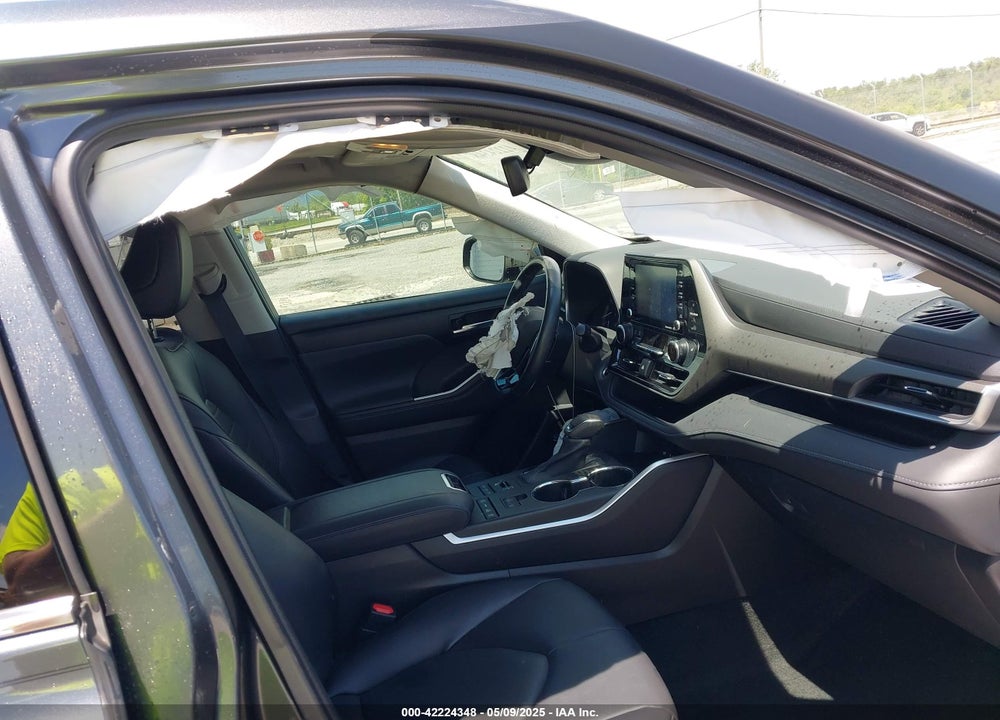 2021 TOYOTA HIGHLANDER VIN: 5TDHZRBH3MS058736