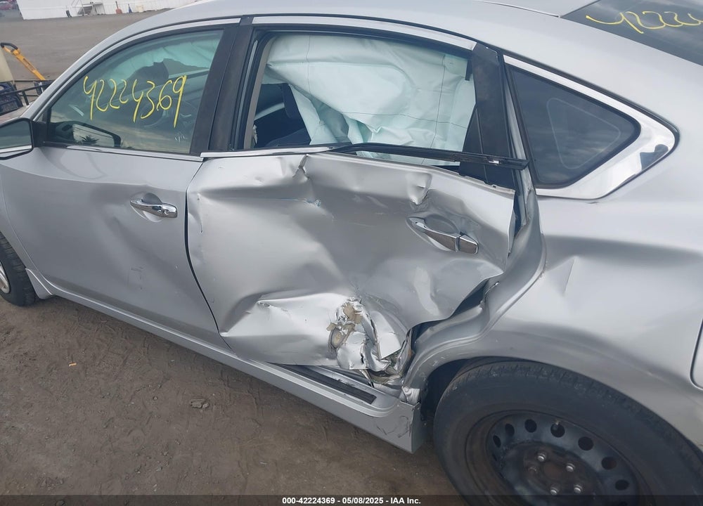 2017 NISSAN ALTIMA VIN: 1N4AL3AP6HC152423