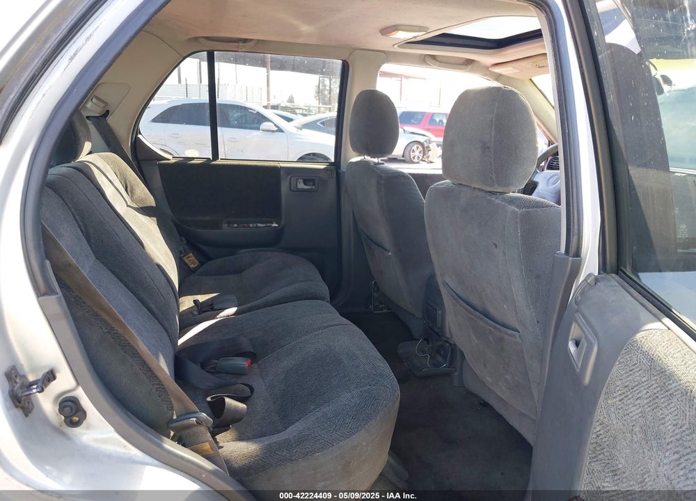 2001 HONDA PASSPORT EX/LX VIN: 4S6CK58W914404778