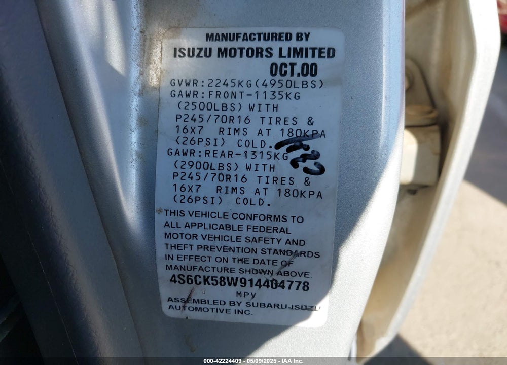 2001 HONDA PASSPORT EX/LX VIN: 4S6CK58W914404778