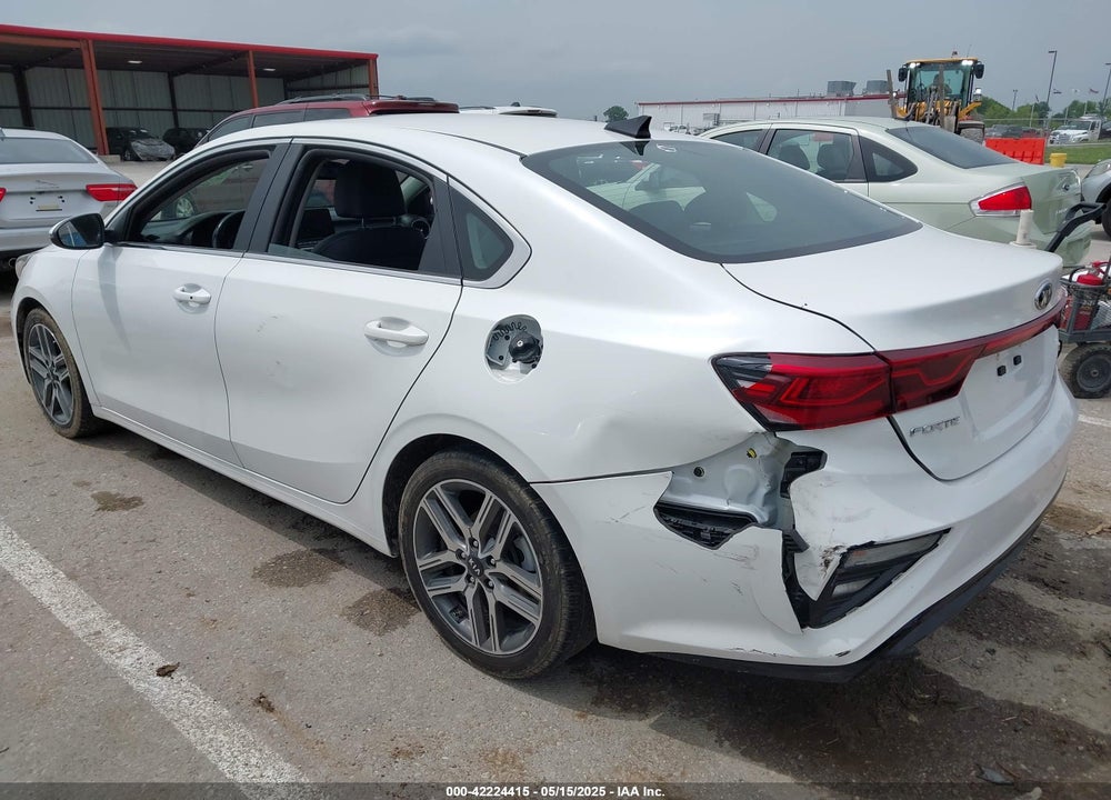 2021 KIA FORTE EX VIN: 3KPF54AD0ME313177
