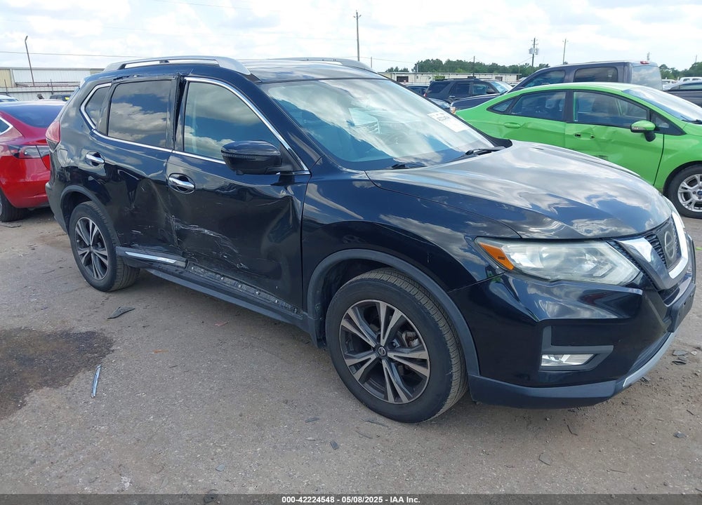 2017 NISSAN ROGUE SL VIN: 5N1AT2MV5HC837667