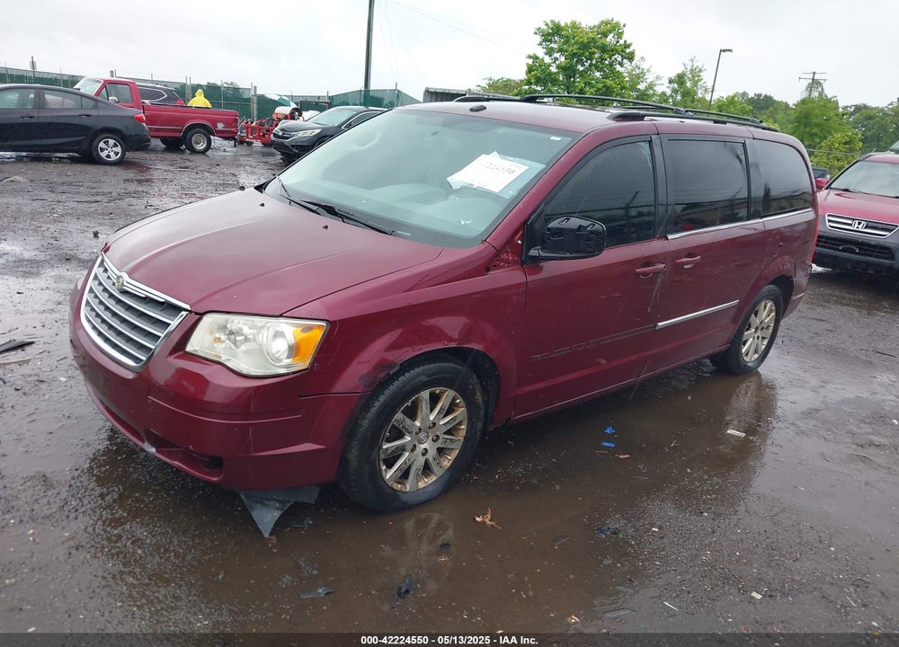 2009 CHRYSLER TOWN & COUNTRY VIN: 2A8HR54189R512500