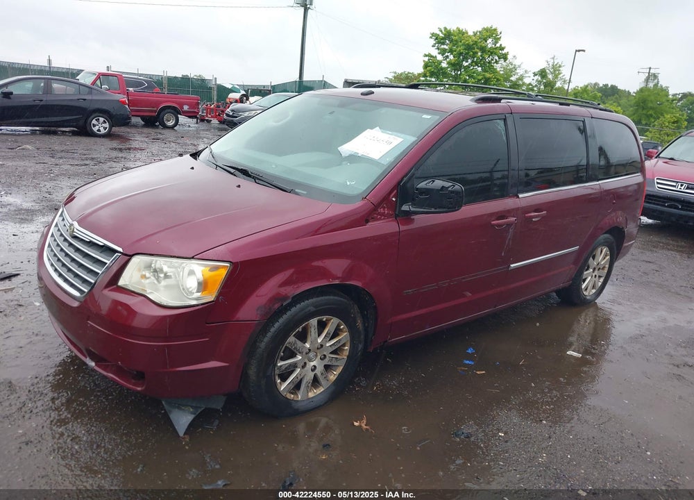 2009 CHRYSLER TOWN & COUNTRY VIN: 2A8HR54189R512500