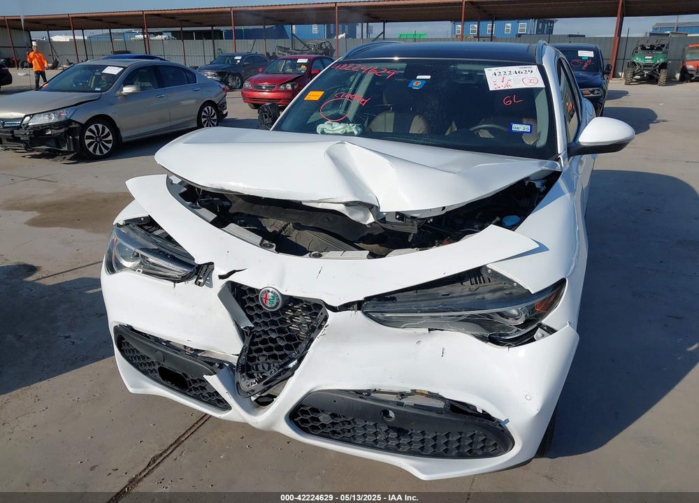 2019 ALFA ROMEO STELVIO TI AWD VIN: ZASPAKBN7K7C42642