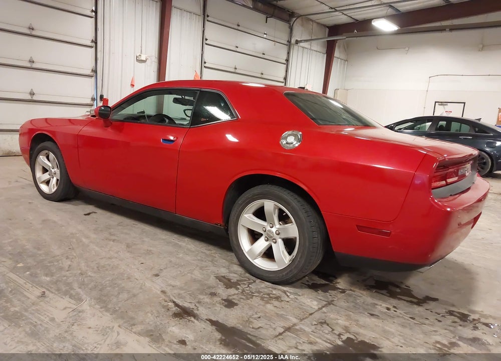 2011 DODGE CHALLENGER VIN: 2B3CJ4DG8BH549874