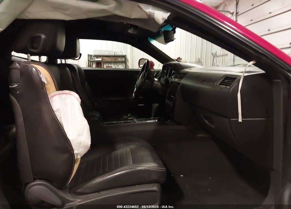 2011 DODGE CHALLENGER VIN: 2B3CJ4DG8BH549874