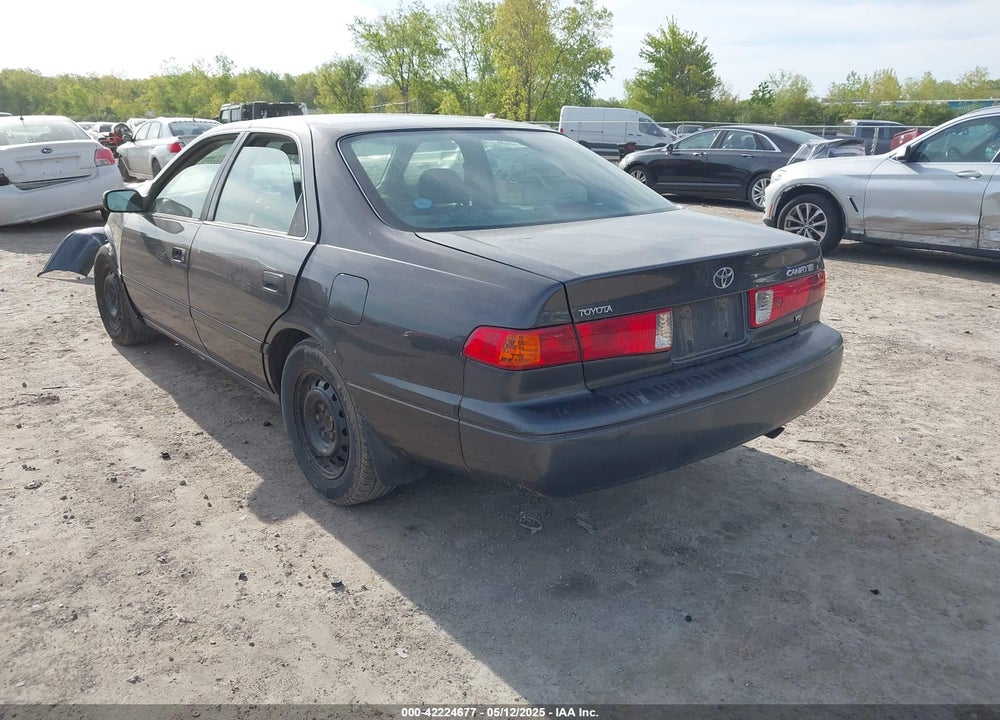 2000 TOYOTA CAMRY LE V6 VIN: 4T1BF22K7YU092029