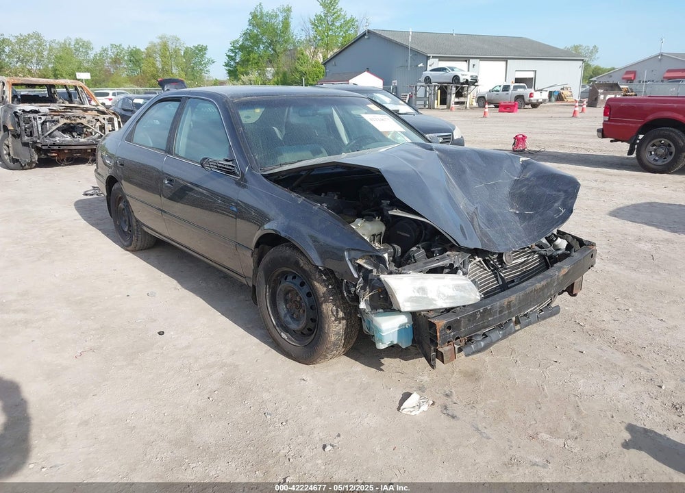2000 TOYOTA CAMRY LE V6 VIN: 4T1BF22K7YU092029