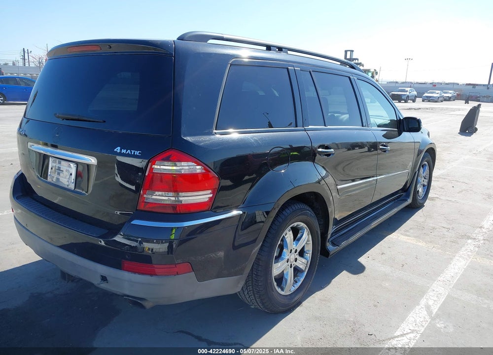 2008 MERCEDES-BENZ GL 450 4MATIC VIN: 4JGBF71E28A411007