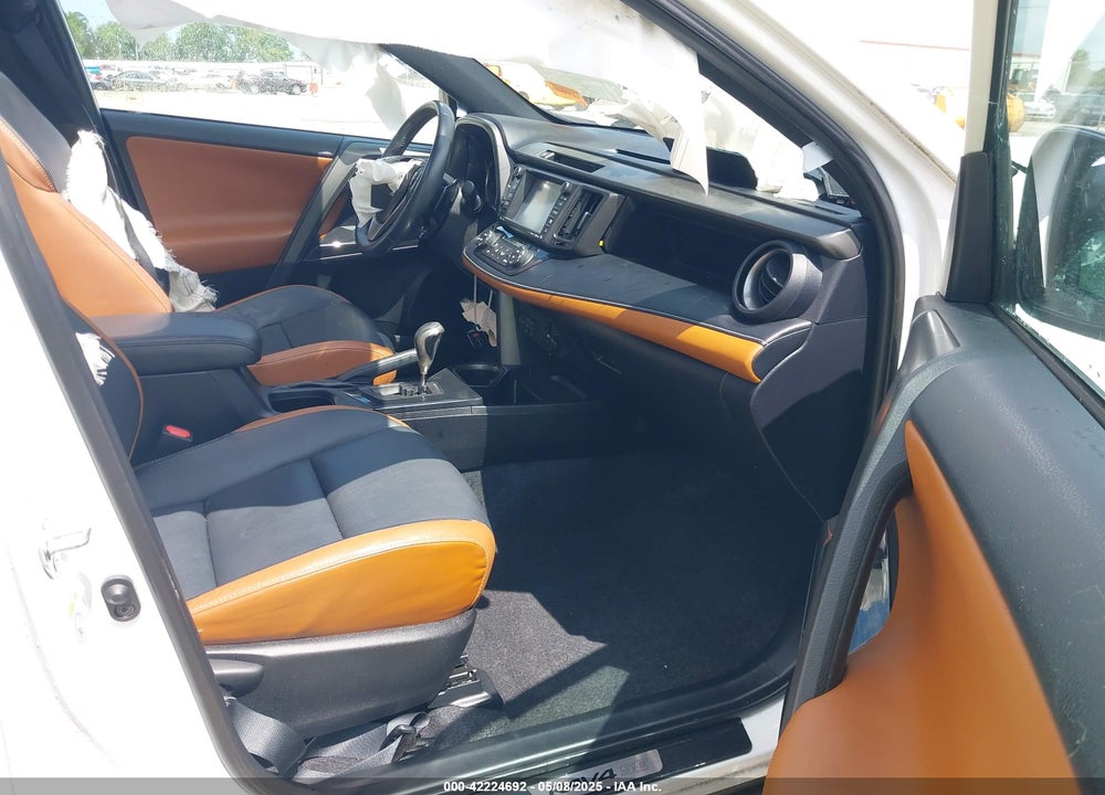 2016 TOYOTA RAV4 VIN: 2T3NFREV1GW264329