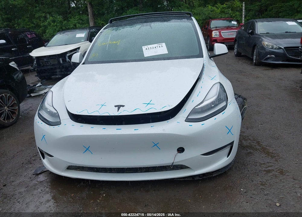 2021 TESLA MODEL Y LONG RANGE DUAL MOTOR ALL-WHEEL DRIVE VIN: 5YJYGDEE7MF108245