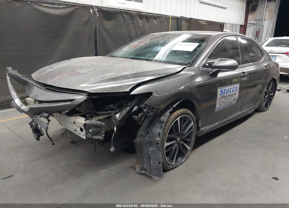 2018 TOYOTA CAMRY VIN: 4T1B61HK3JU084100