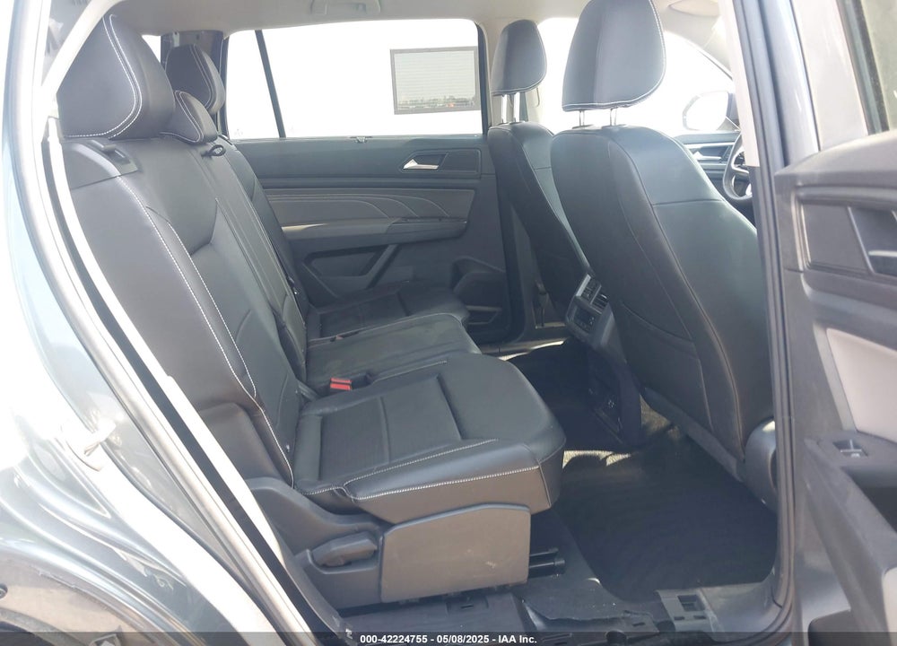 2023 VOLKSWAGEN ATLAS VIN: 1V2HR2CA8PC526571