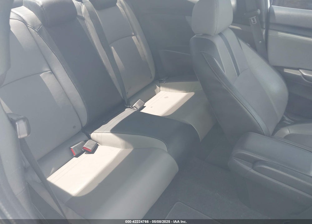 2016 HONDA CIVIC VIN: 2HGFC3B94GH357719