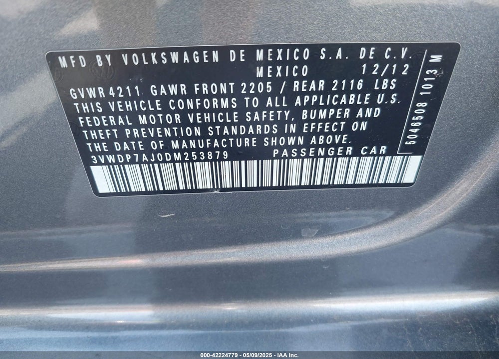 2013 VOLKSWAGEN JETTA 2.5L SE VIN: 3VWDP7AJ0DM253879