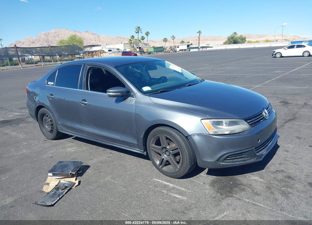 2013 VOLKSWAGEN JETTA 2.5L SE VIN: 3VWDP7AJ0DM253879