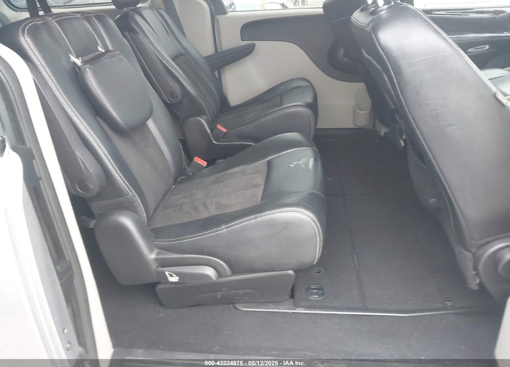 2019 DODGE GRAND CARAVAN SXT VIN: 2C4RDGCG9KR716448