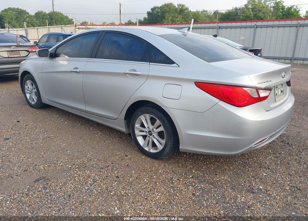 2013 HYUNDAI SONATA VIN: 5NPEB4AC8DH803924