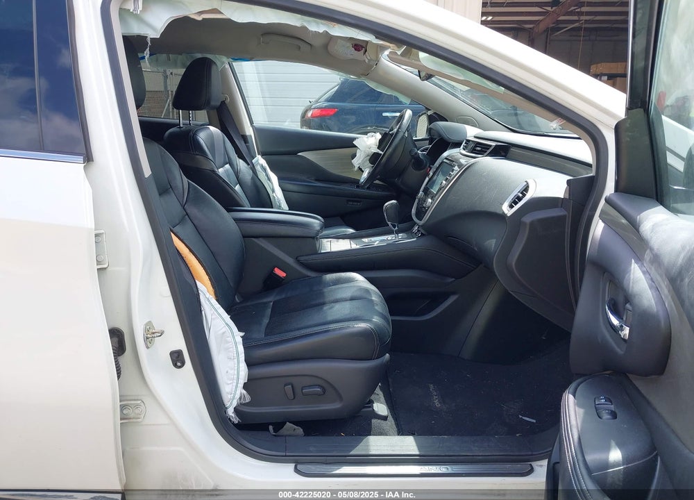 2015 NISSAN MURANO PLATINUM VIN: 5N1AZ2MG5FN204541