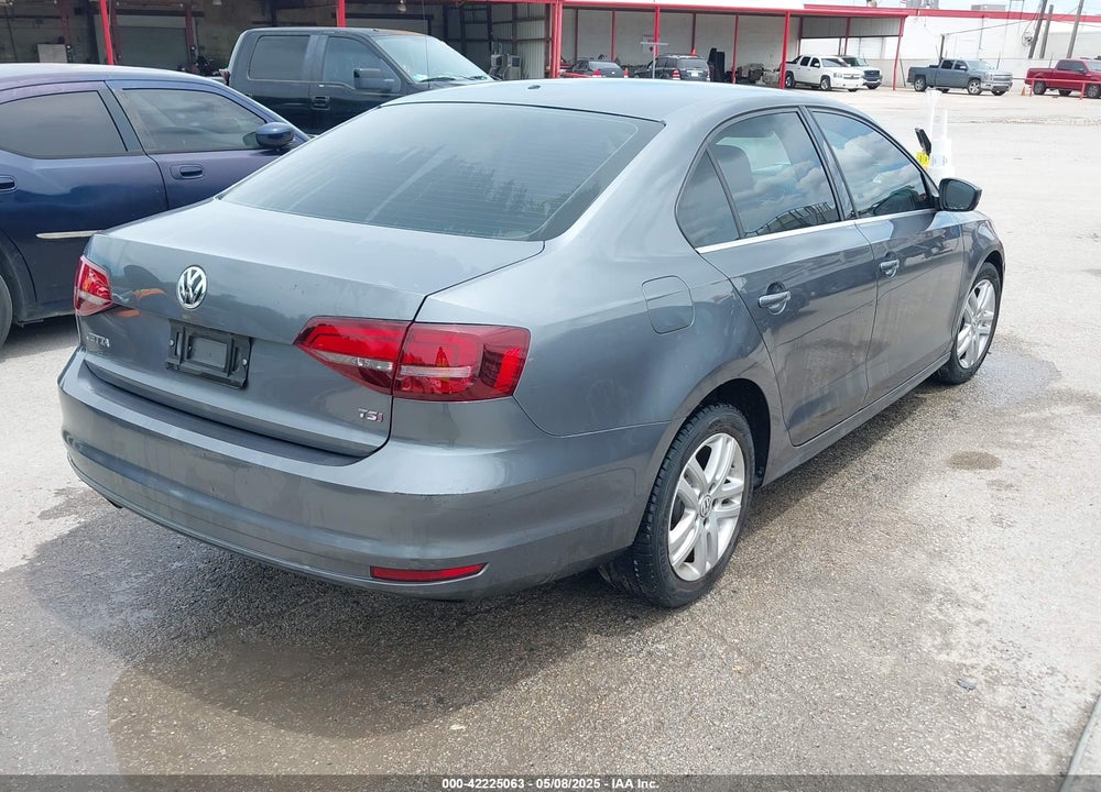 2017 VOLKSWAGEN JETTA 1.4T S VIN: 3VW2B7AJ9HM305599