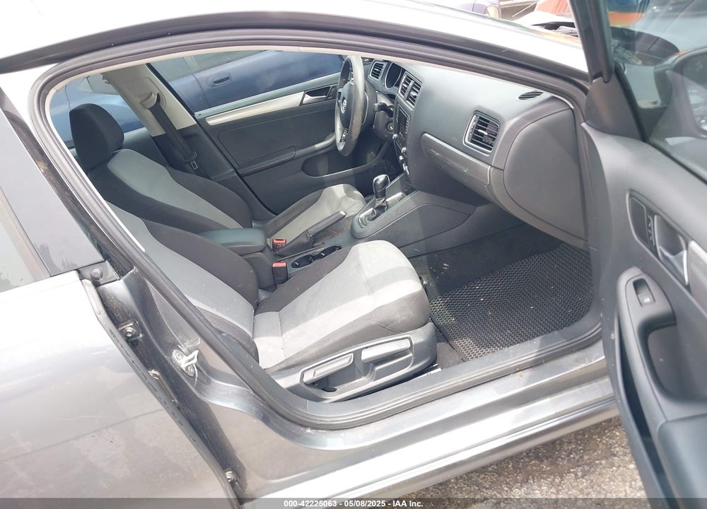 2017 VOLKSWAGEN JETTA 1.4T S VIN: 3VW2B7AJ9HM305599