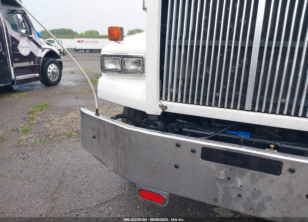 2011 WESTERN STAR/AUTO CAR CONVENTIONAL 4900SA VIN: 5KKHALDV5BPAY9339