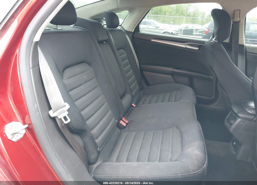2014 FORD FUSION SE VIN: 3FA6P0H75ER261404