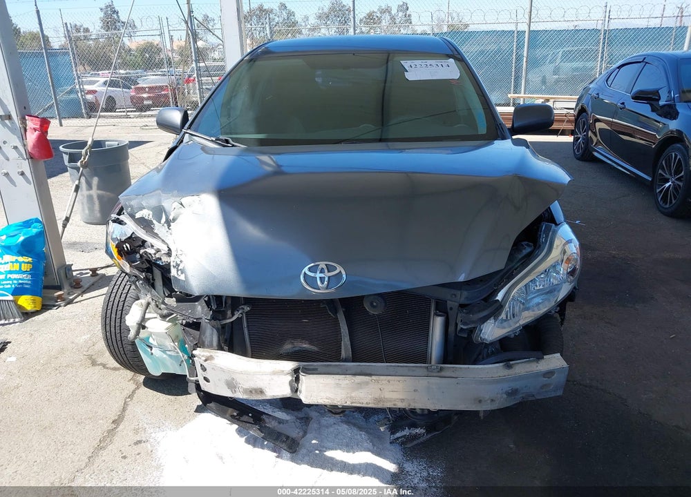 2011 TOYOTA MATRIX VIN: 2T1KU4EE0BC543477