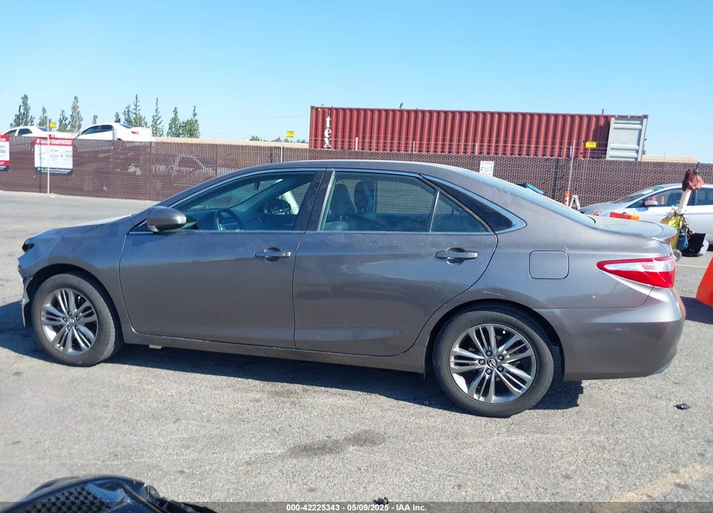 2016 TOYOTA CAMRY SE VIN: 4T1BF1FK6GU241775