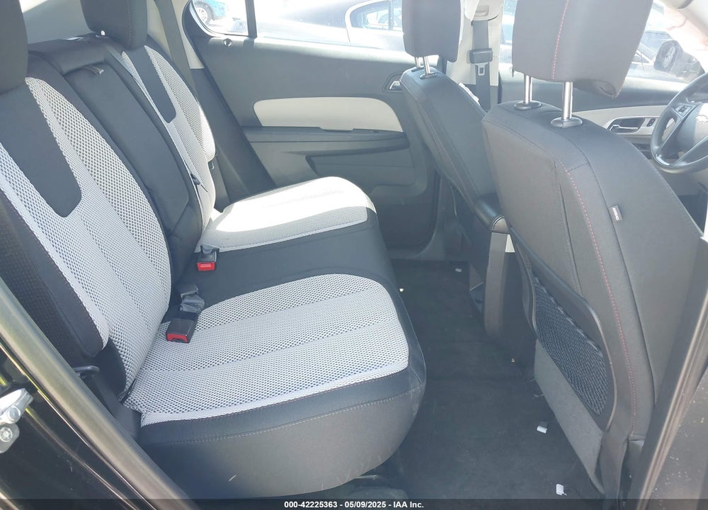 2017 CHEVROLET EQUINOX VIN: 2GNALBEK8H1558607