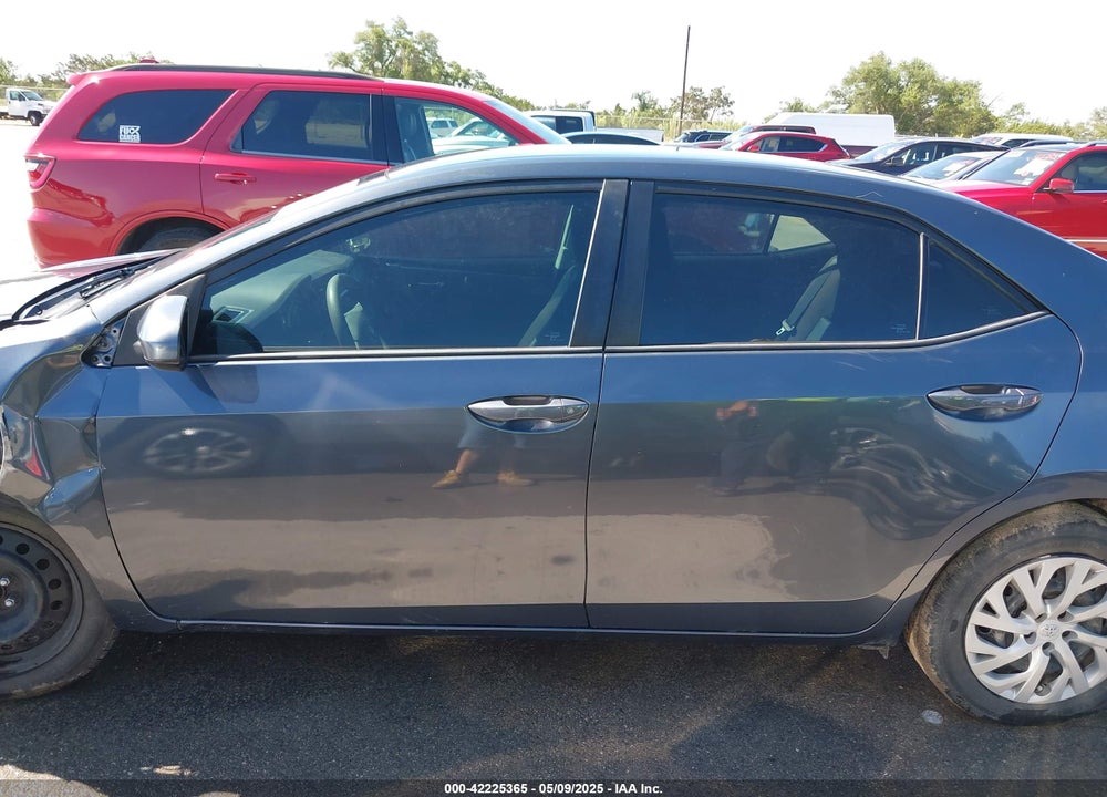2018 TOYOTA COROLLA LE VIN: 5YFBURHE4JP812734