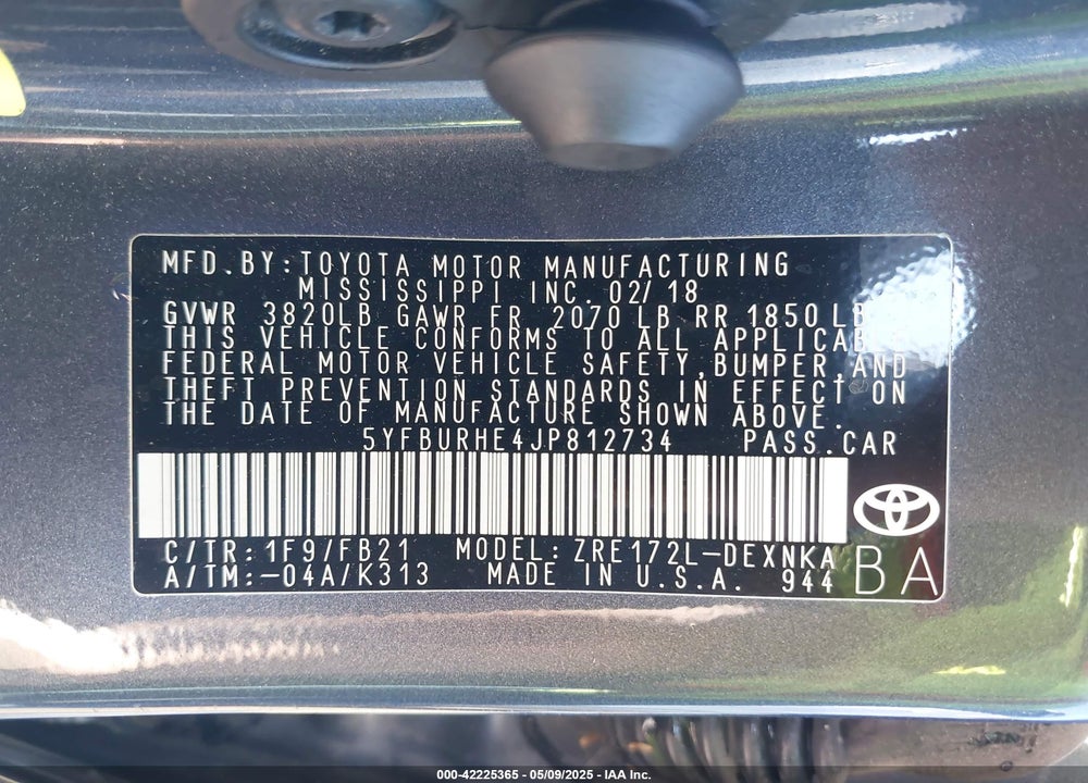 2018 TOYOTA COROLLA LE VIN: 5YFBURHE4JP812734