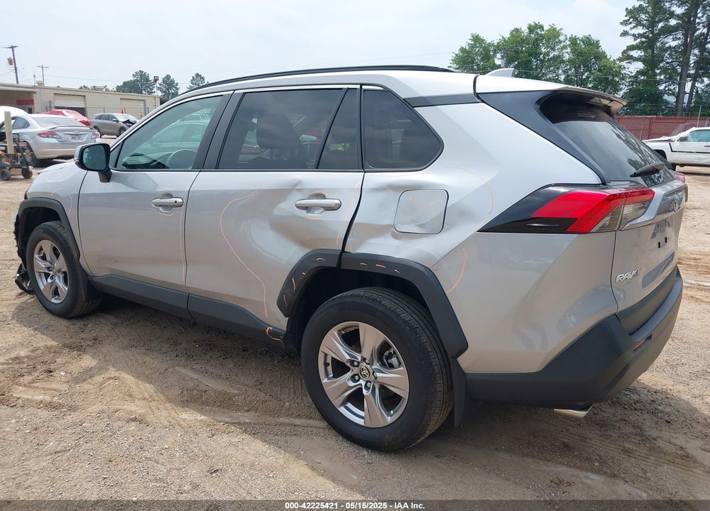 2022 TOYOTA RAV4 VIN: 2T3W1RFV5NW221028