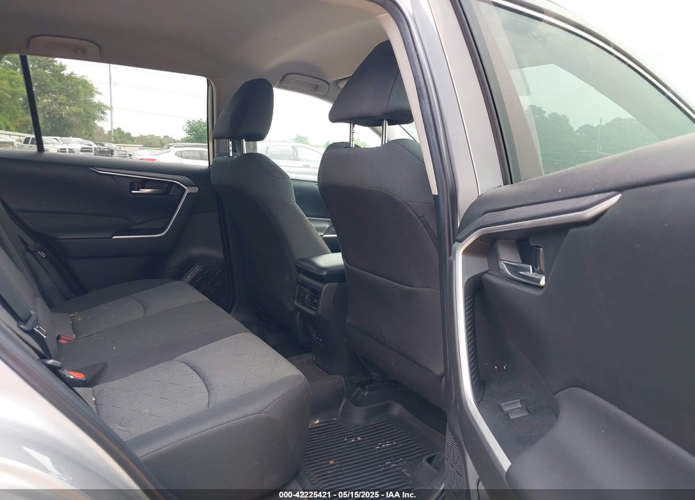 2022 TOYOTA RAV4 VIN: 2T3W1RFV5NW221028